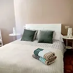 A Pocos Minutos Del Centro Con Parking Gratis En El Edificio Nº Registro Vu-74 Apartment *